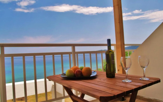 Maranton Beach Hotel