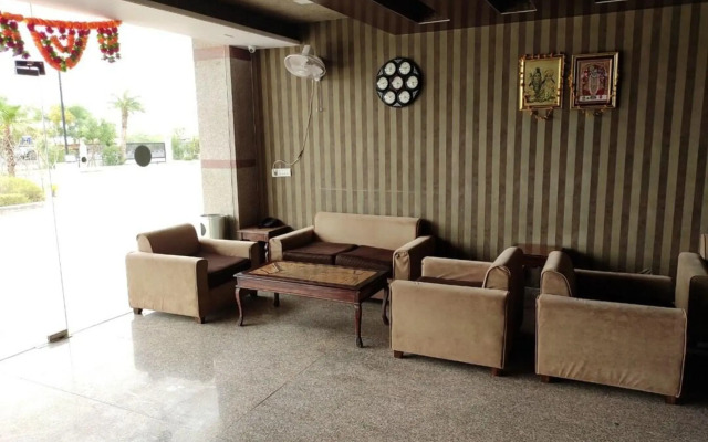 Hotel Bhanwar Singh Palace