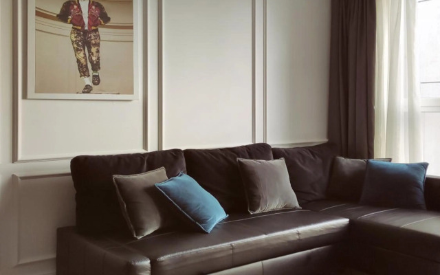 Modern Classic 2 bedroom apartment near Most City