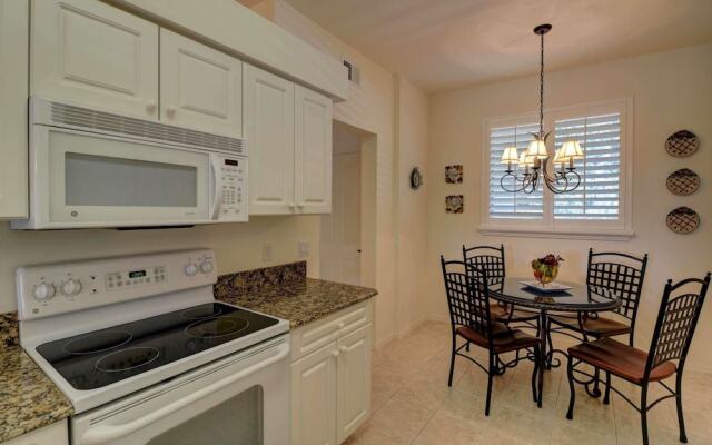 16655 Lake Circle Dr #825