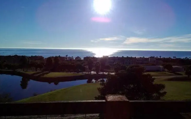 Sea, Golf & Sun