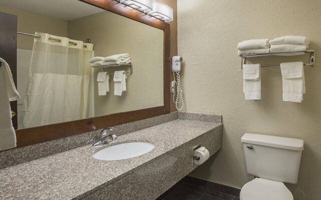 Quality Inn & Suites