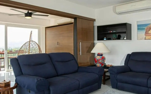 Zoho Skies Amazing View Sleeps 6