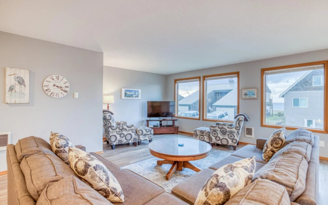 Two Views Vacation Home