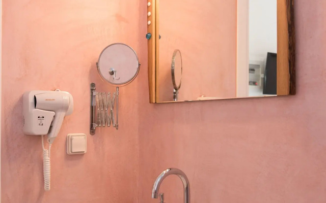 Rooms & Apartments Archontou