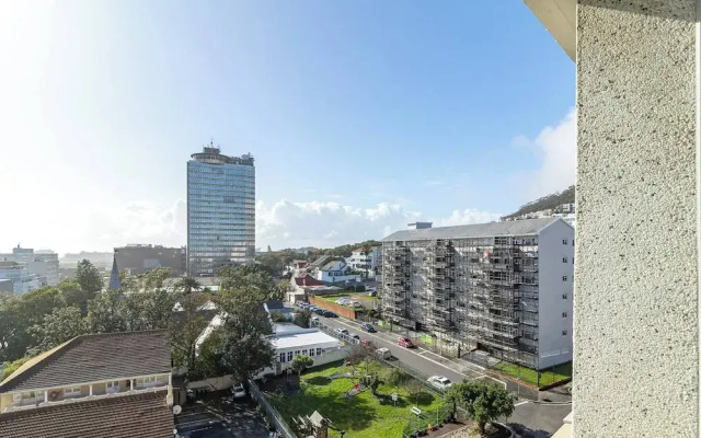 1 Bedroom Apartment, Seapoint, Cape Town