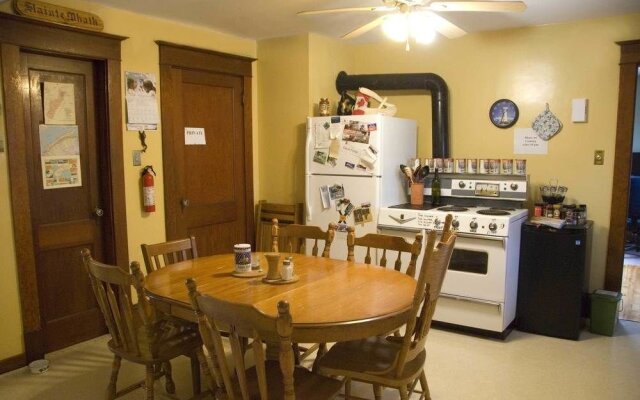 Digby Backpackers Inn