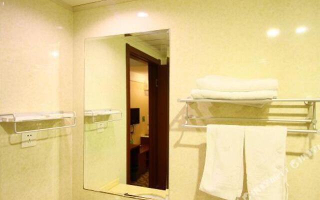 Oak Hotel (Changzhou Railway Station)