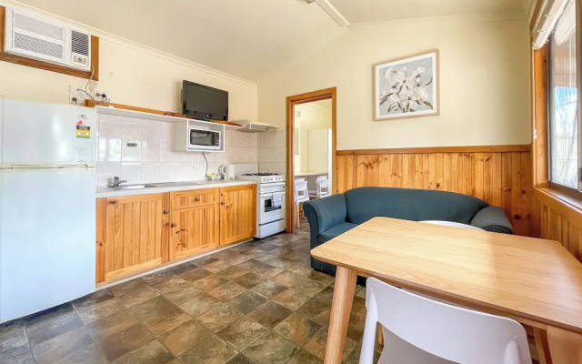 Tumbybay Caravan Park