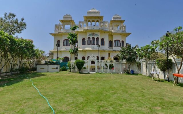 Jaisingh Garh Hotel and Resort