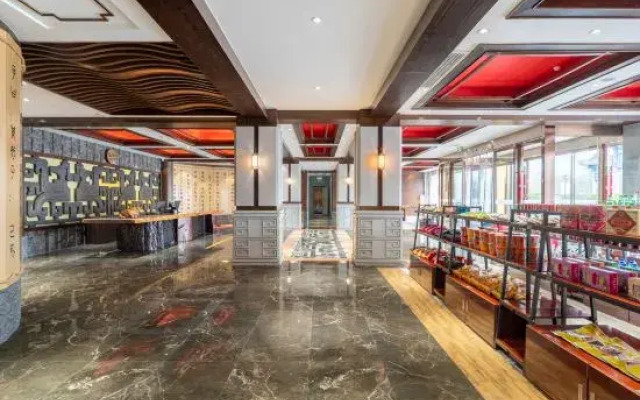 Rufeng Hotel (Qufu East High-speed Railway Station)