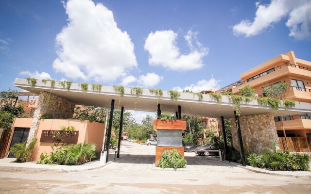 Private & Exclusive Apt Garden pool