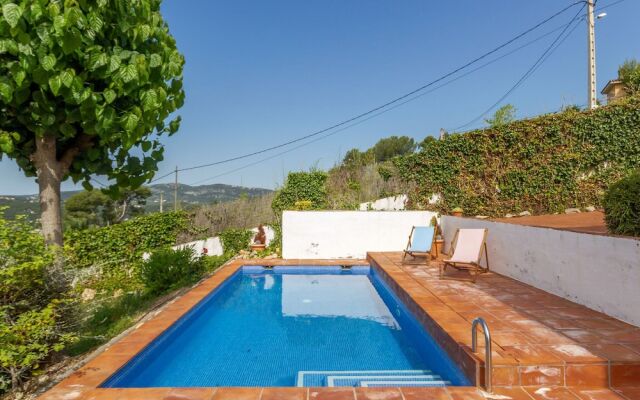 Welcoming Villa in Olivella with Swimming Pool