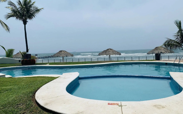 Hotel Playa Caracol