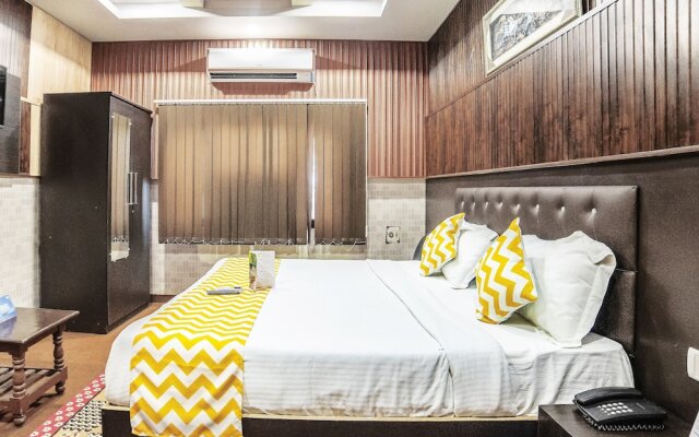 FabHotel Landmark Awadh