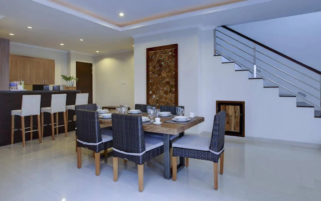 White Lotus Villas