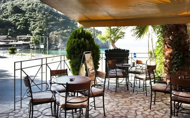 Apollon Hotel
