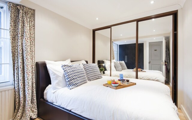 The South Kensington Courtfield Loft - ALR