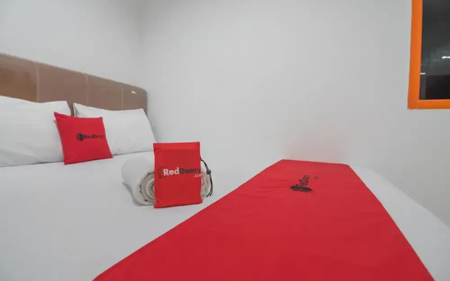 RedDoorz Near Trans Studio Mini Palembang