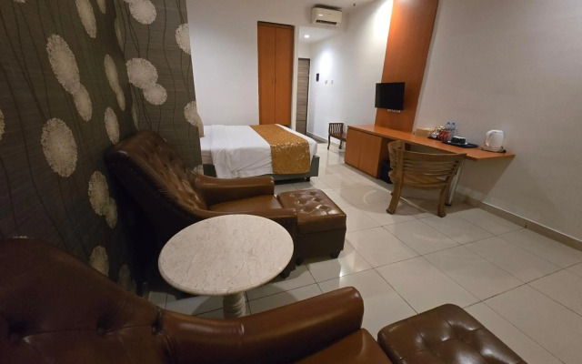 Marilyn Hotel Serpong