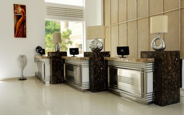 Elysees Dream Beach Hotel