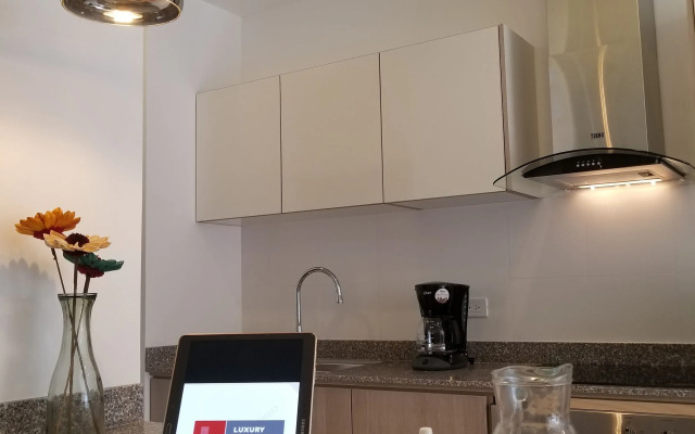 Luxury Residence Suites