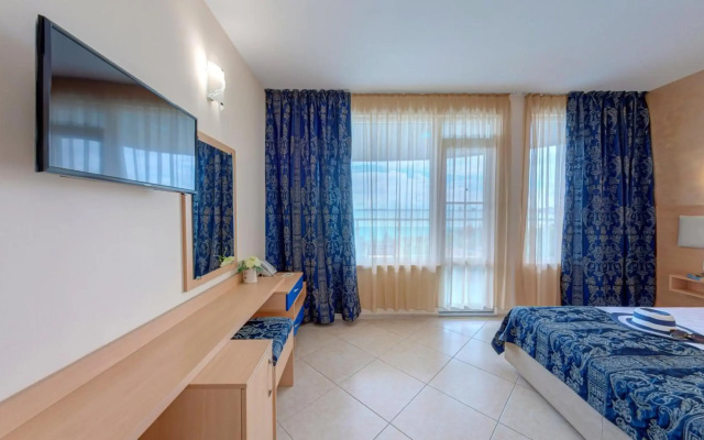 Hotel Blue Bay