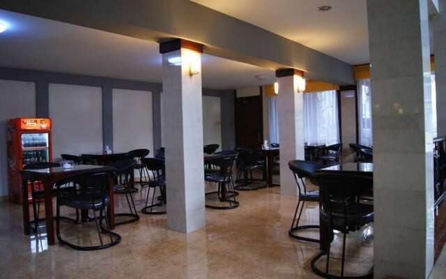 Hotel Grand Sumatera