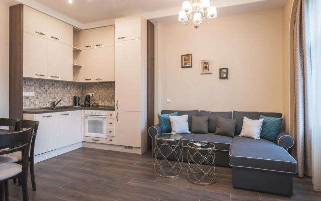 1001 Nights ~ in a Beautiful Two-Bedroom Apartment