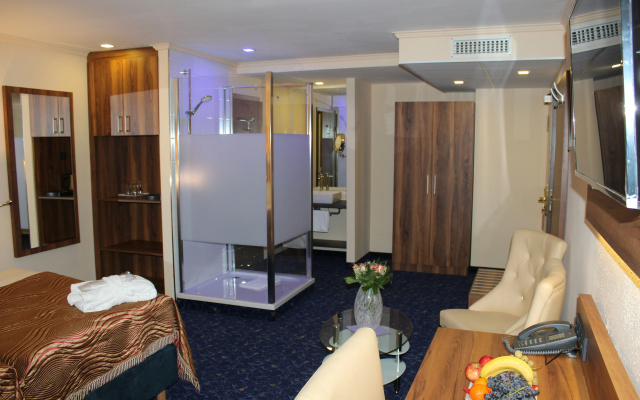 Grand Hotel Empire Frankfurt
