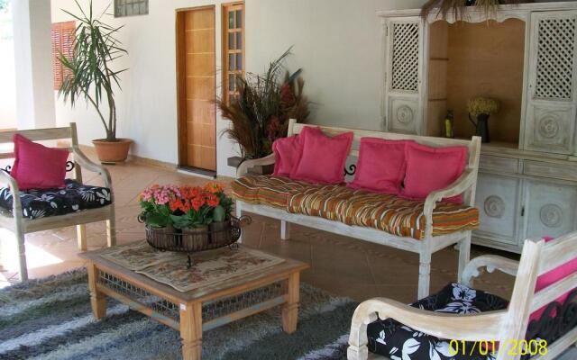 Hotel Pousada Chalé Das Flores