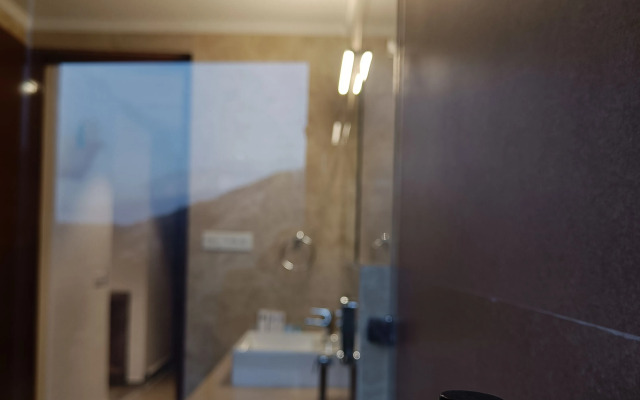 The Jungle Mountain Retreat