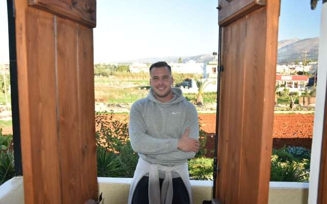 Mila Malia Studios Hotel