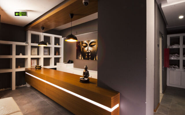 Majura Hotel