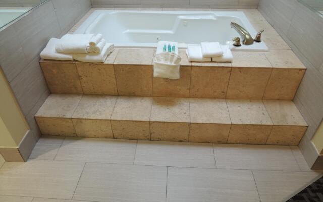 Holiday Inn Express & Suites Birmingham Trussville by IHG