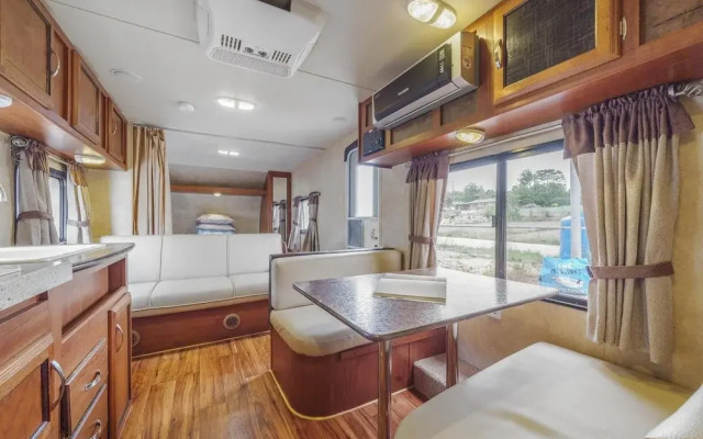 Goseong Jjun Camping Pension