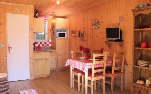 Appartement Vars, 1 pièce, 2 personnes - FR-1-330B-130