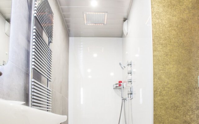 Spacious Apartment With Balcony / Terrace Crossing in Green Surroundings