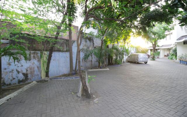 Airy Eco Syariah Gubeng Moestopo Gang Kedung Pengkol Surabaya