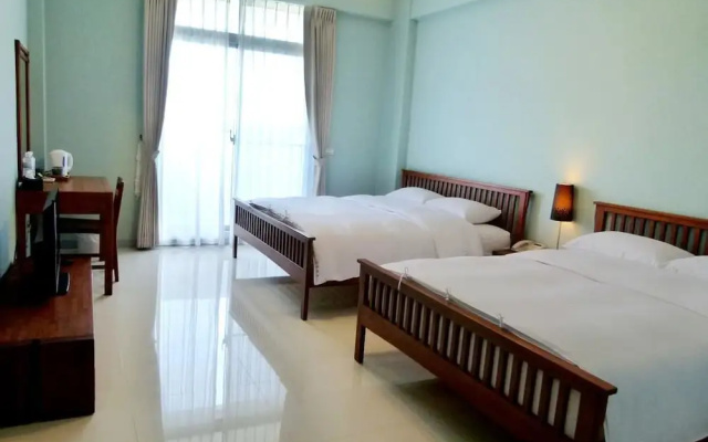 Down-Home Hotel