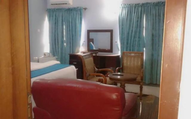 Venus Hotels & Suites
