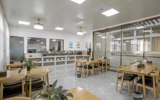 GreenTree Inn Zhangjiagang Yangshe Old Street Stadium