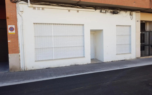 Spacious studio apartment in Cabanyal