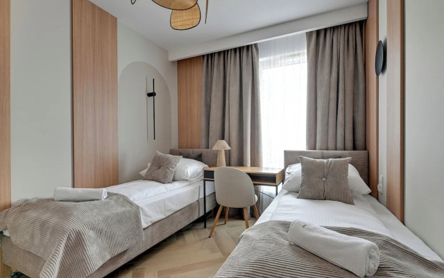 Horizon Sauna & Jacuzzi & Parking2 by GA