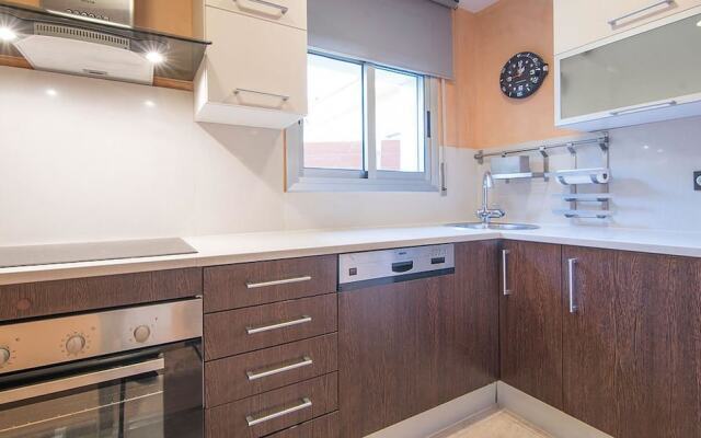 Beachfront Apartment Silvi (R80)