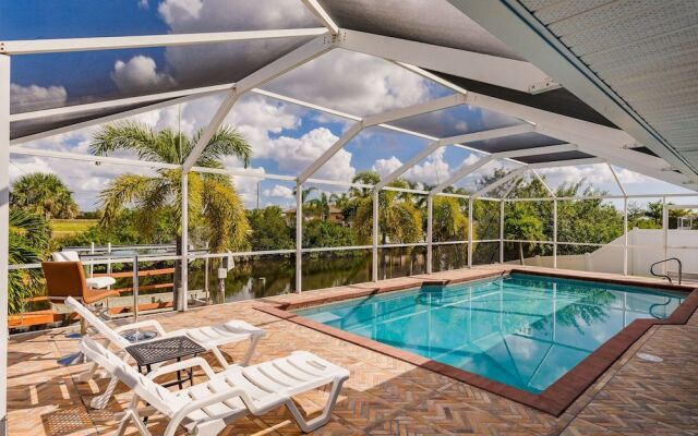 Villa Candy by Pretty Cape Homes