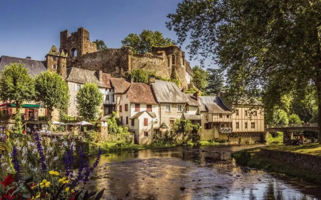 Superb Villa With Private Pool in Les Vans