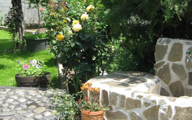 Guest House Mihalevi