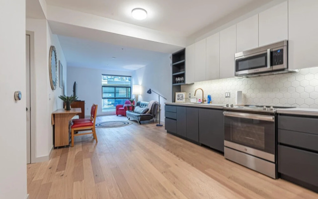 Gorgeous Hollywood Living - 1 Bedroom