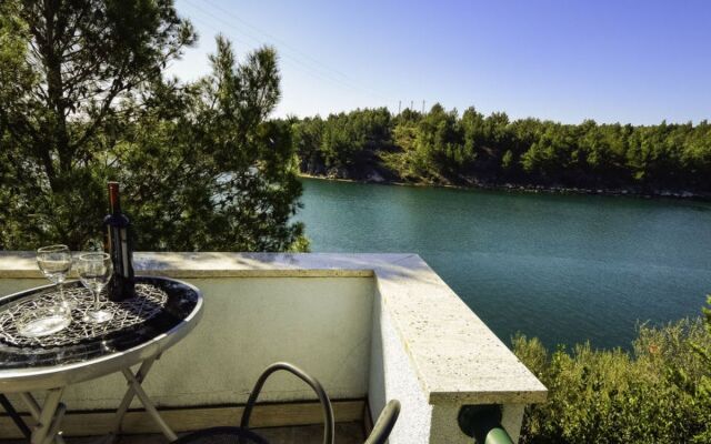 House Dinko Novigrad (Zadar)